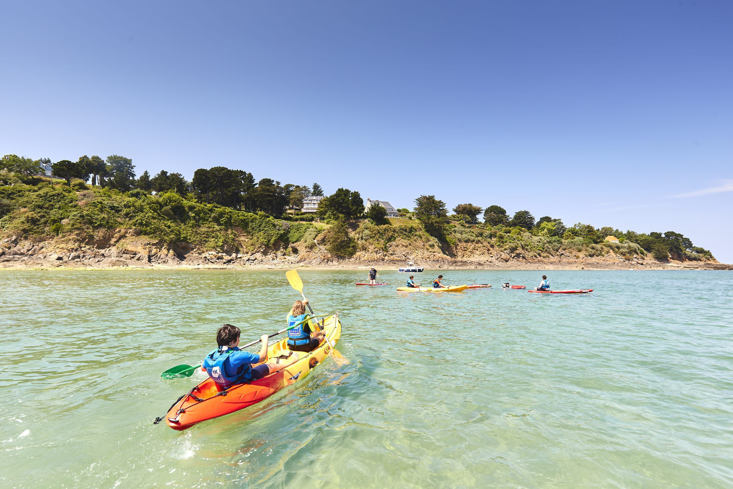 Kayak sur la plage du Moulin